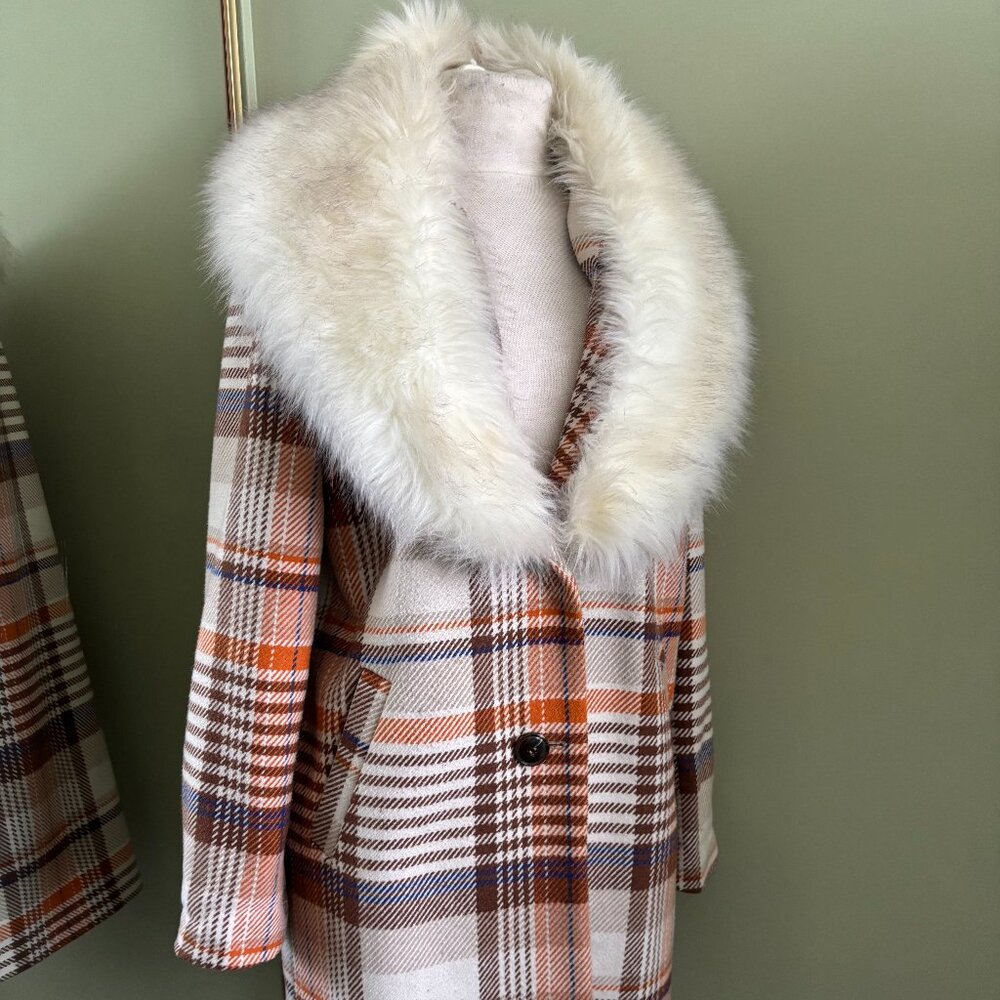 Forever 21 Faux Fur-Trim Plaid Coat -Sz Medium